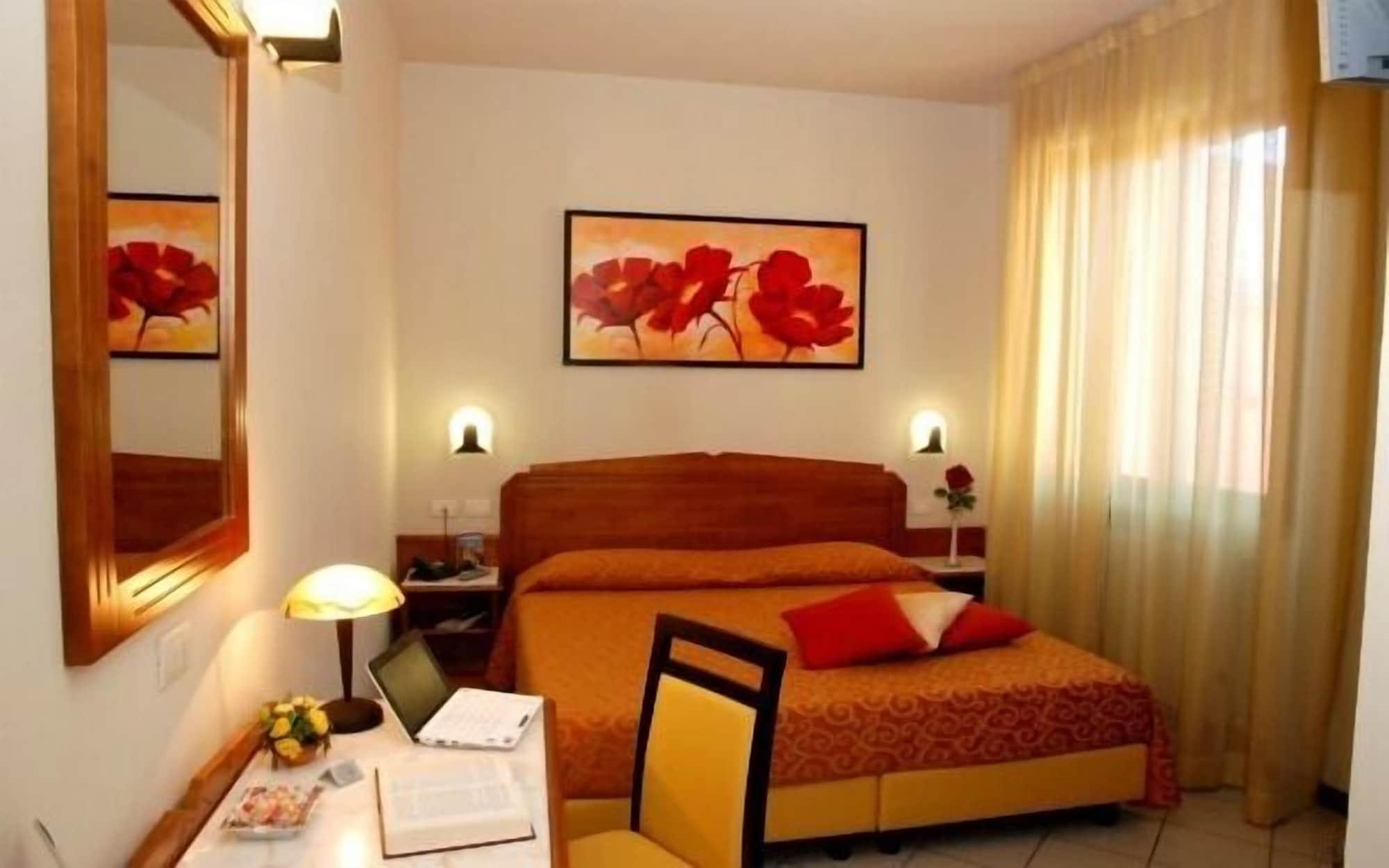 Marzia Hotel 3*